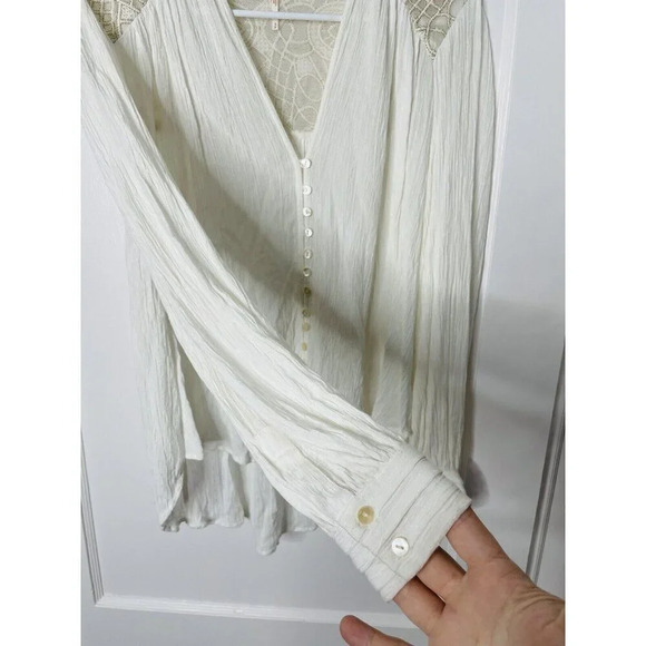Free People Peasant Blouse S Embroidered Metallic Boho Relaxed Button Up Texture - Picture 3 of 13